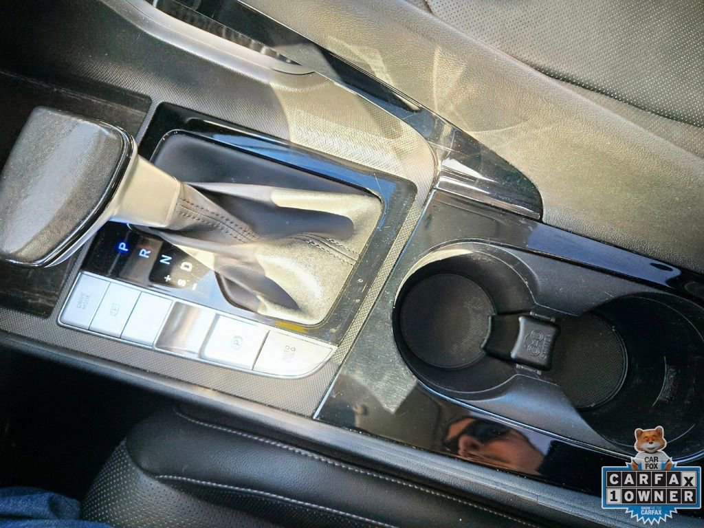 Used 2023 Hyundai Elantra Limited image 35