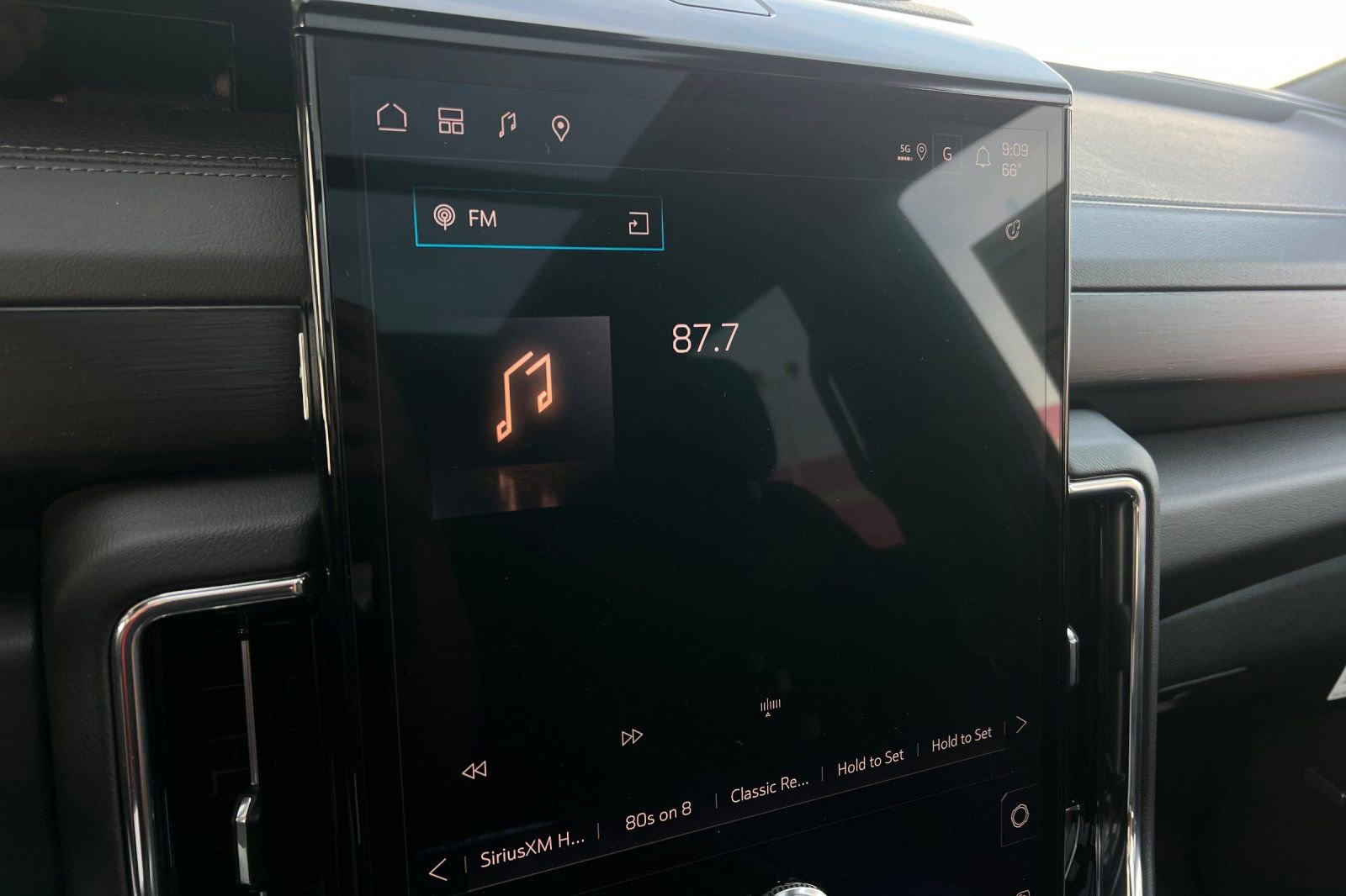 New 2026 GMC Yukon Denali w/ Denali Reserve Package image 18