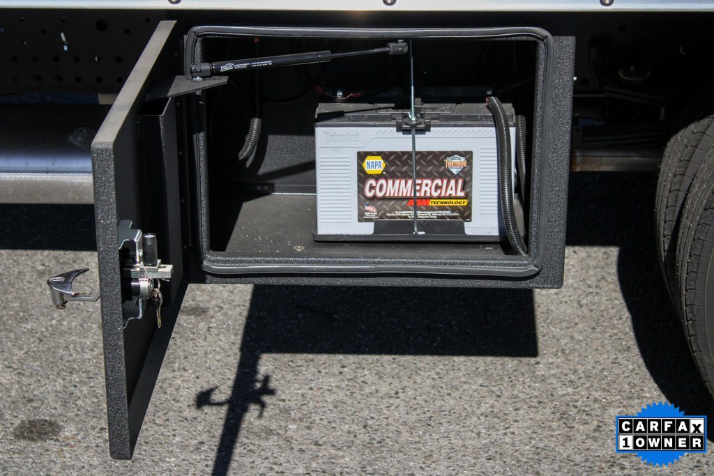 Used 2024 Isuzu NPR image 38