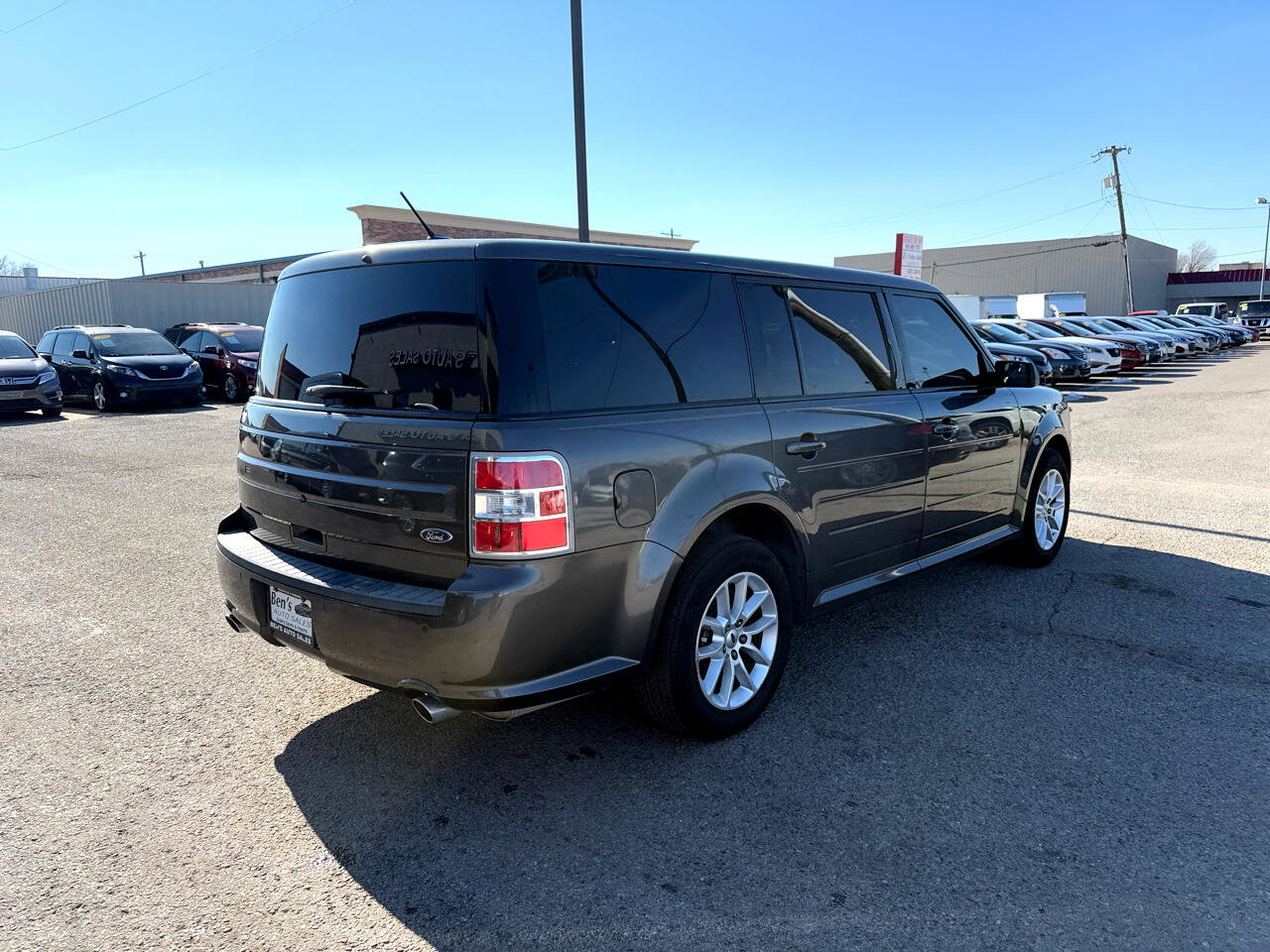 Used 2017 Ford Flex SE image 6