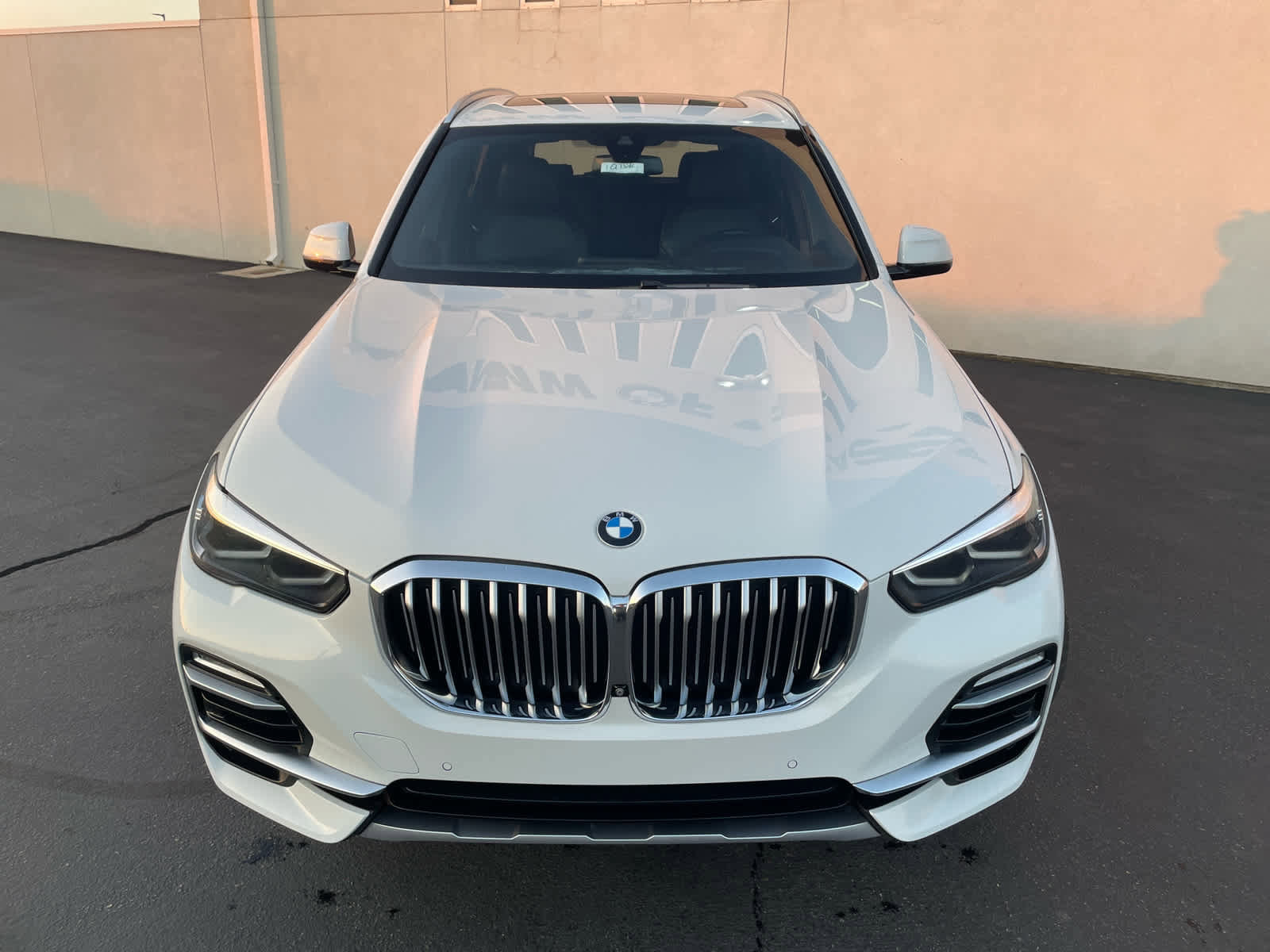 Used 2020 BMW X5 sDrive40i w/ Luxury Seating Package image 2