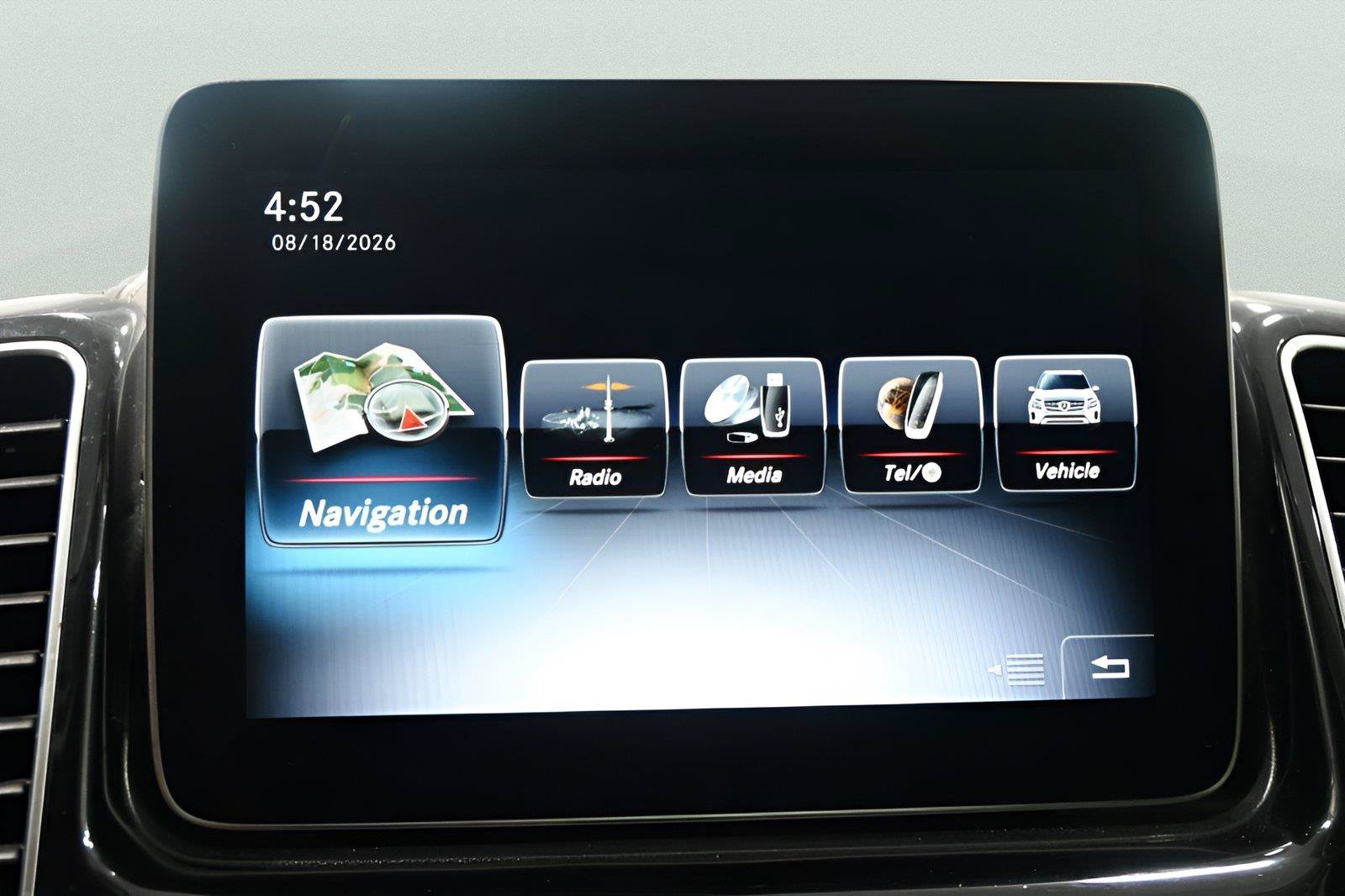 Used 2019 Mercedes-Benz GLS 450 4MATIC w/ Premium 1 Package image 27