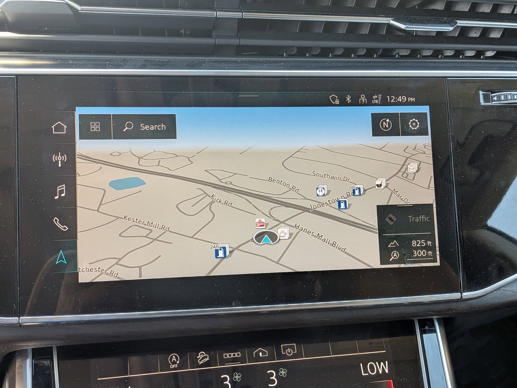 Used 2022 Audi Q8 Premium Plus w/ Premium Plus Package image 22