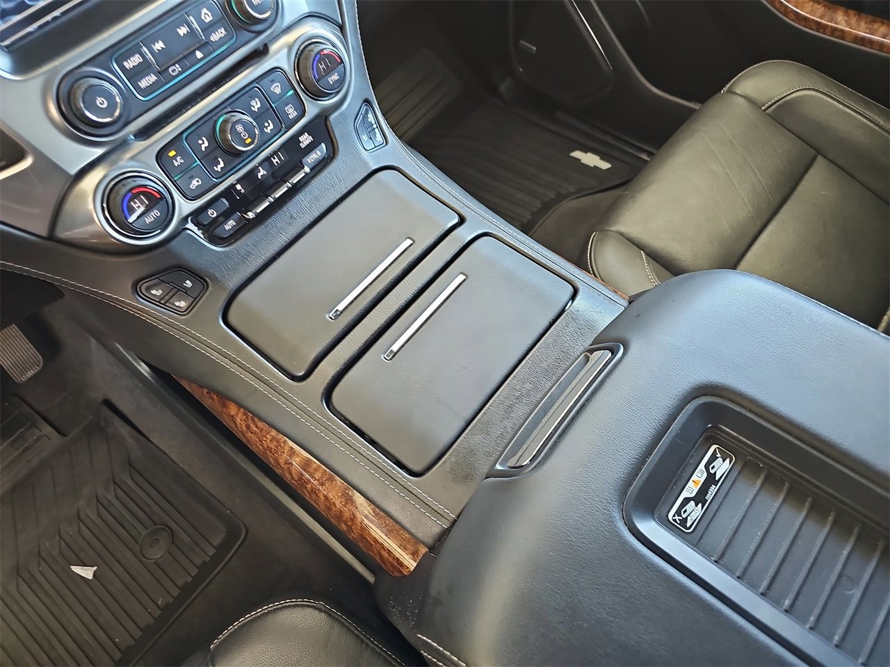 Used 2020 Chevrolet Tahoe Premier image 26