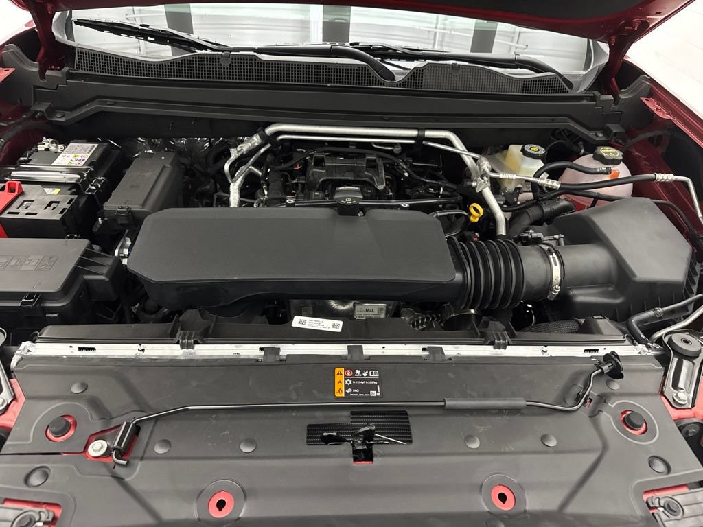 New 2026 GMC Canyon AT4 w/ Technology Plus Package AWD/4WD image 57