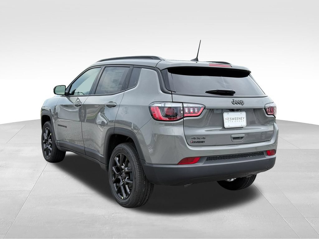 New 2026 Jeep Compass Latitude AWD/4WD image 3