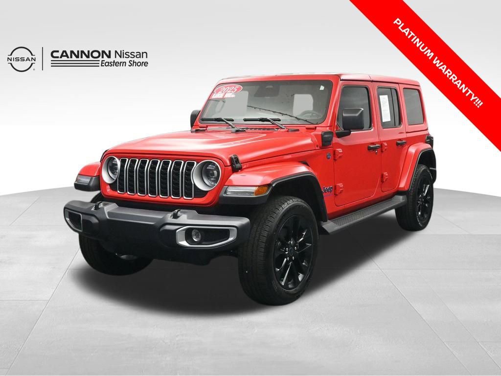 Used 2025 Jeep Wrangler Unlimited Sahara AWD/4WD image 1