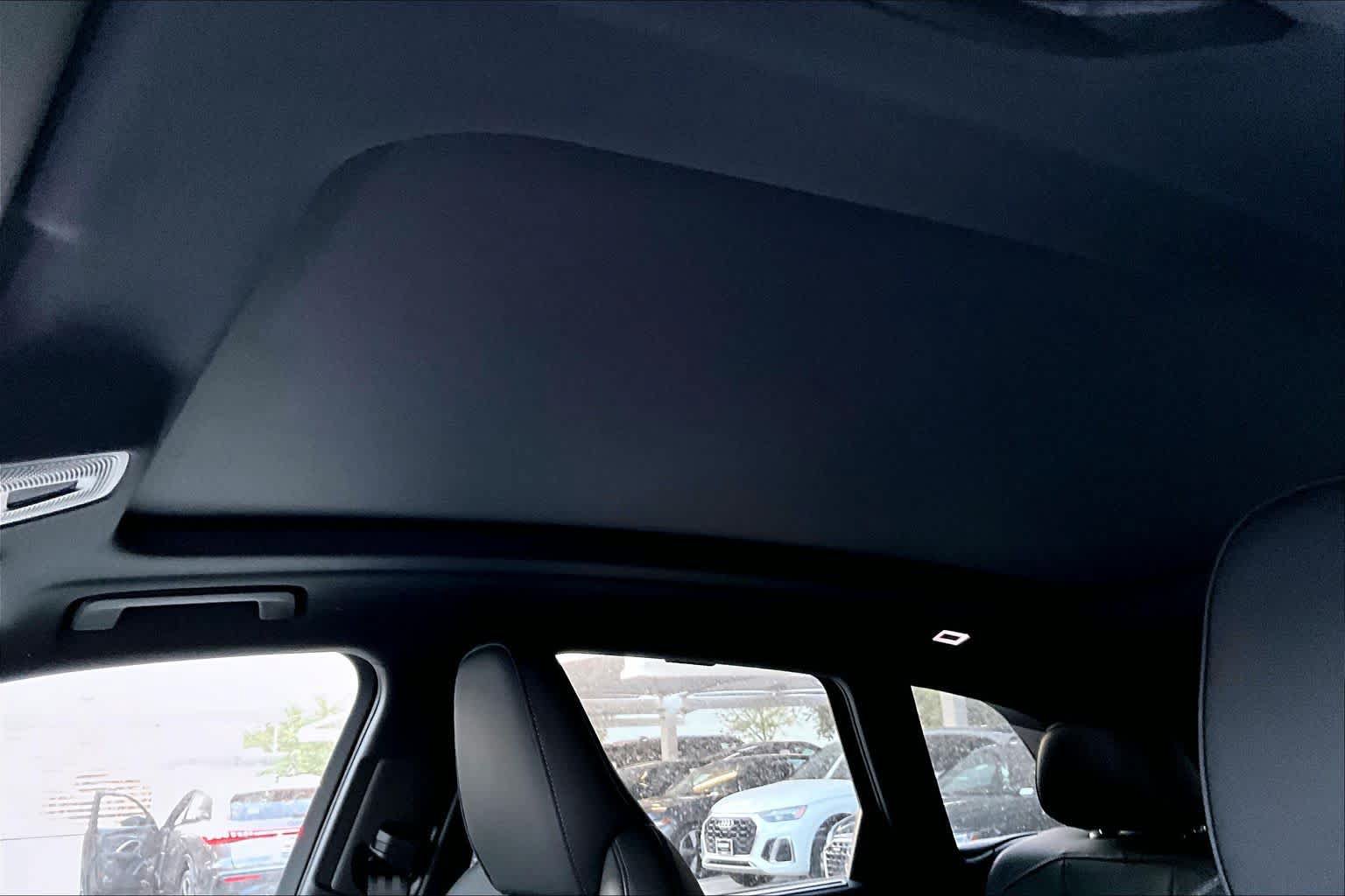 New 2026 Audi SQ5 Prestige AWD/4WD image 18