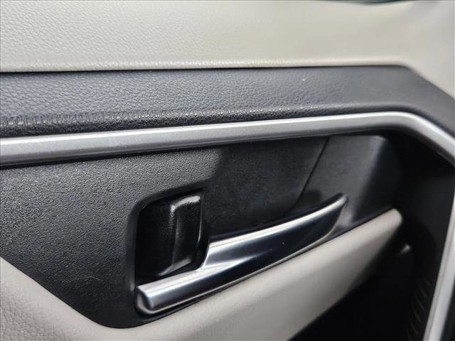 Used 2024 Toyota RAV4 XLE image 16