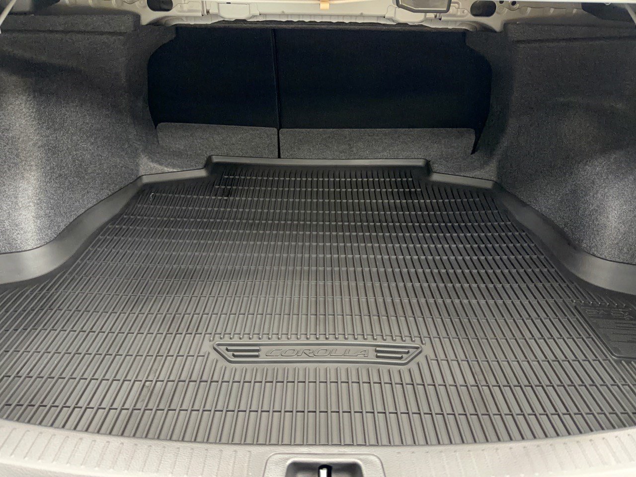 New 2026 Toyota Corolla LE FWD image 28
