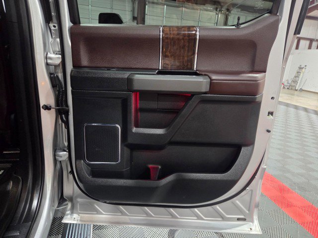 Used 2017 Ford F450 Platinum image 37