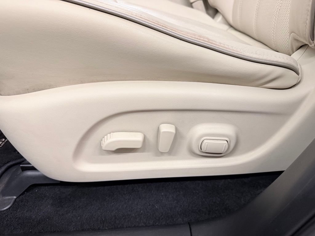 Used 2019 INFINITI QX60 Luxe w/ Essential Package FWD image 10