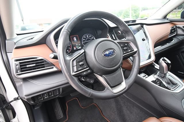 Used 2021 Subaru Outback Touring w/ Popular Package #2 AWD/4WD image 14