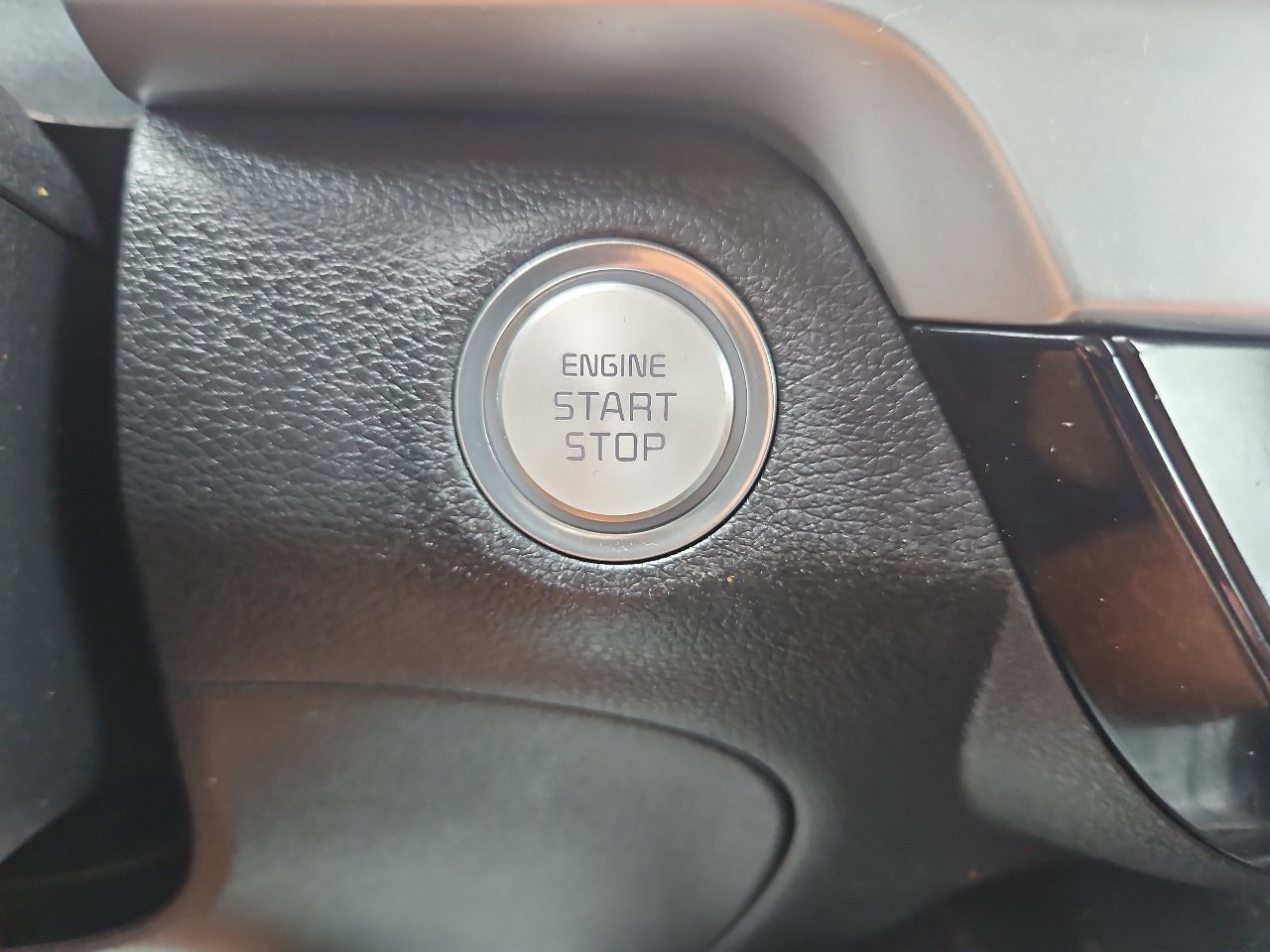 Used 2020 Kia Telluride S image 34