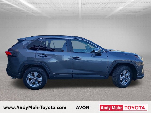 Used 2022 Toyota RAV4 XLE w/ XLE Grade Weather Package AWD/4WD image 8
