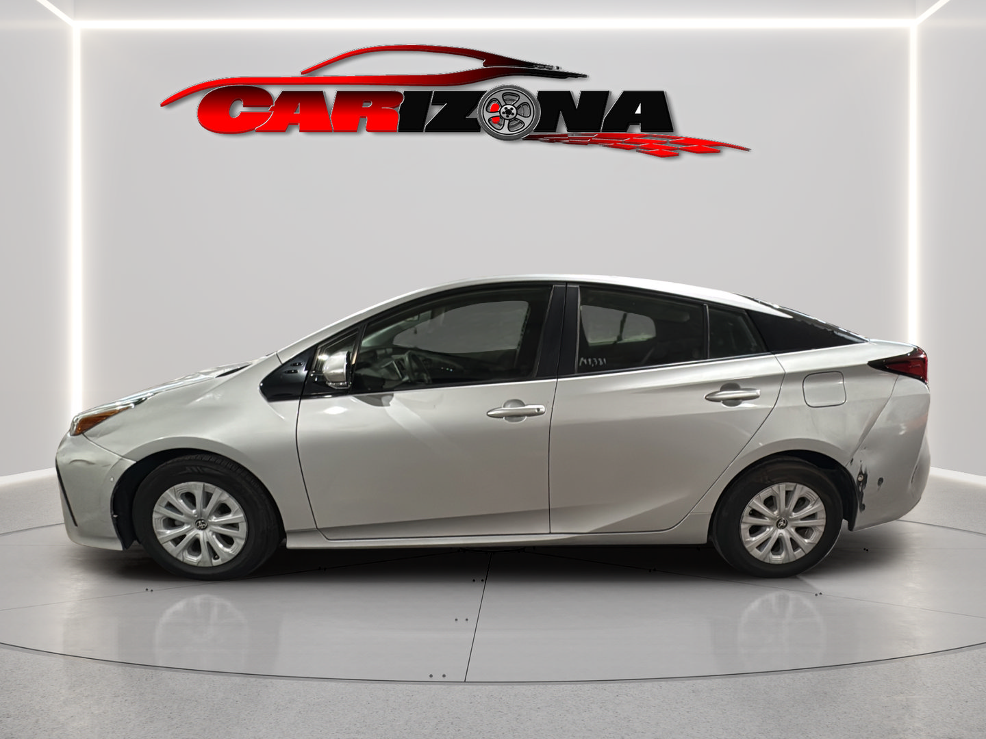 Used 2019 Toyota Prius LE w/ Preferred Accessory Package FWD image 10