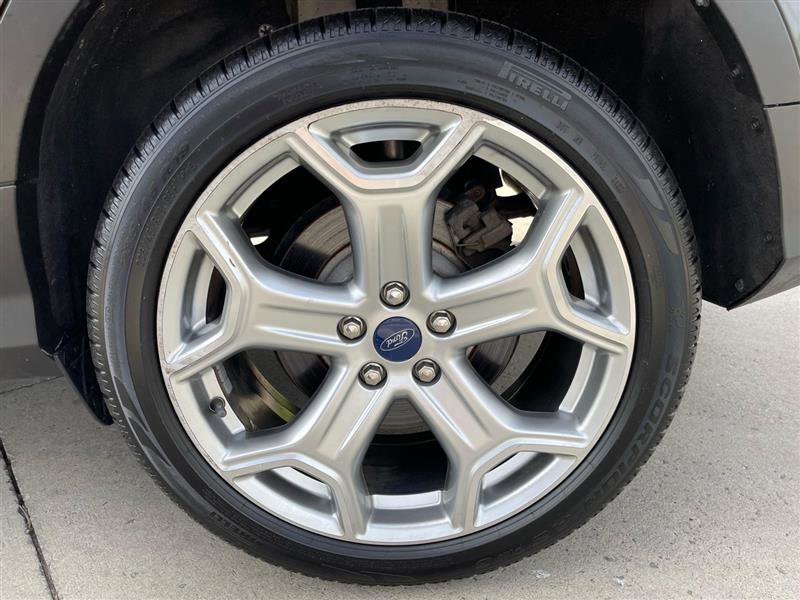 Used 2017 Ford Escape Titanium w/ Equipment Group 301A image 39