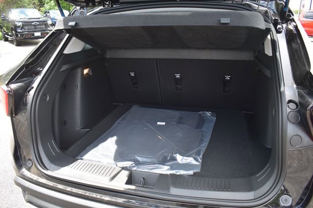 New 2026 Chevrolet Trax LT w/ LT Convenience Package FWD image 17