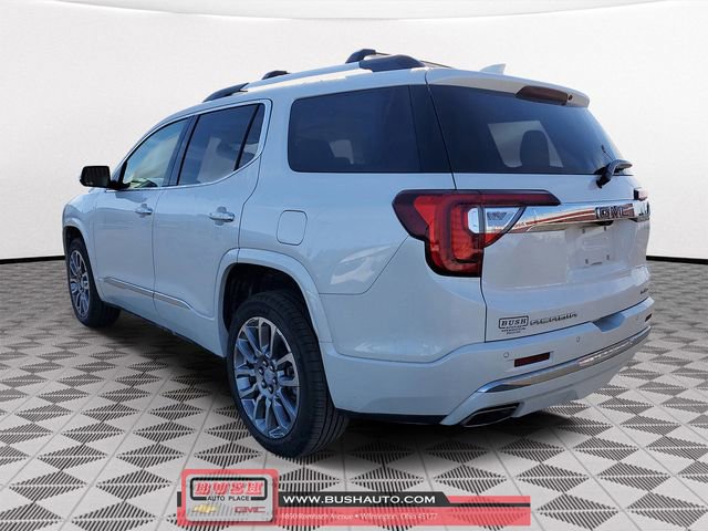 Used 2023 GMC Acadia Denali w/ Denali Ultimate Package image 3