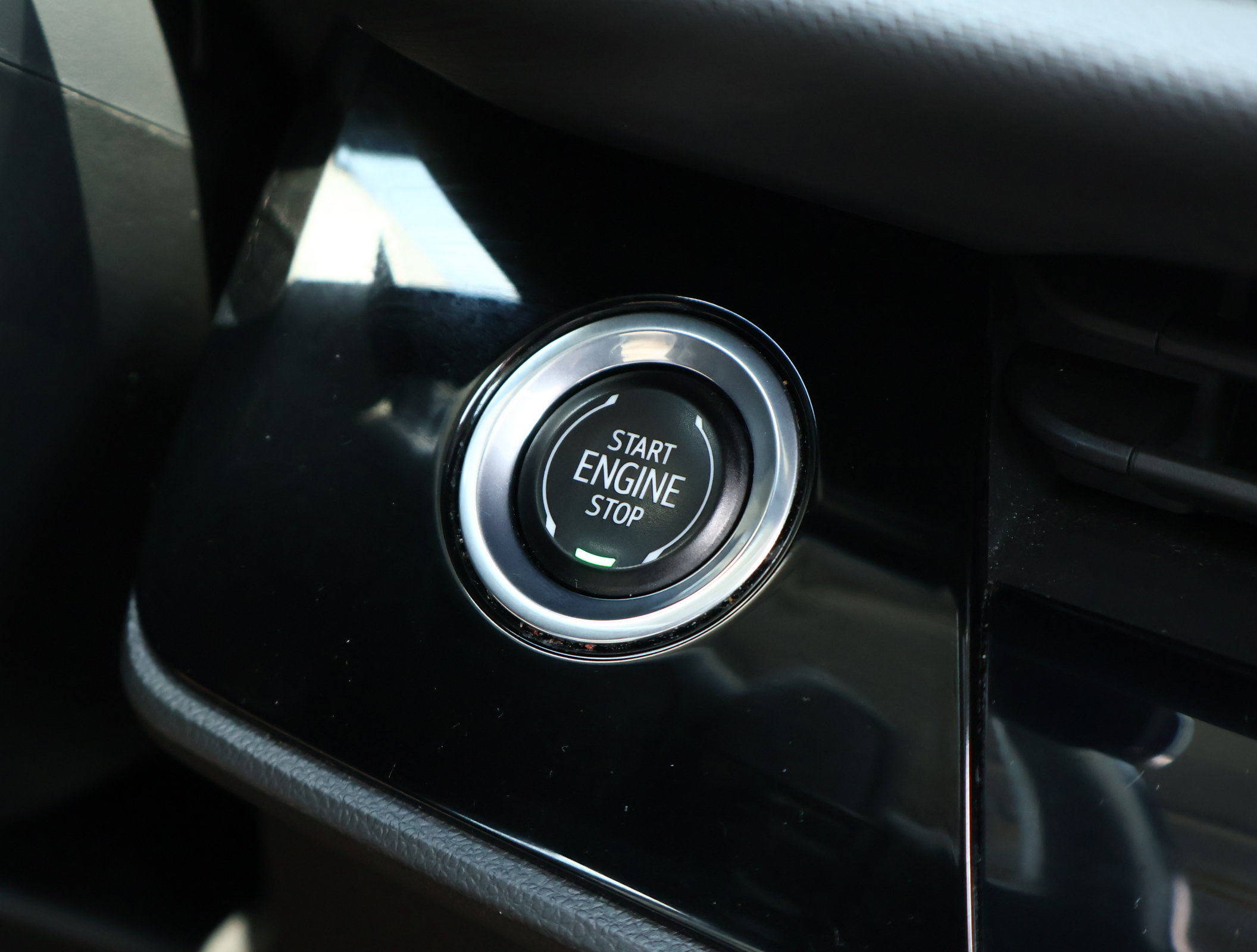 Used 2024 Buick Envision Preferred AWD/4WD image 20