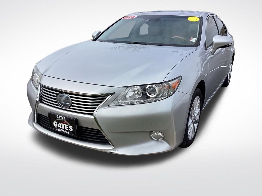 Used 2013 Lexus ES 300h w/ Ultra Luxury Pkg image 6