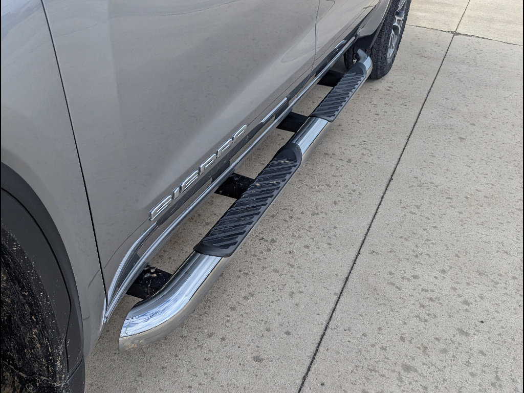 New 2026 GMC Sierra 1500 SLE image 12