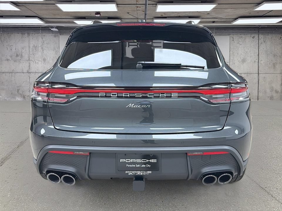 New 2026 Porsche Macan AWD/4WD image 10