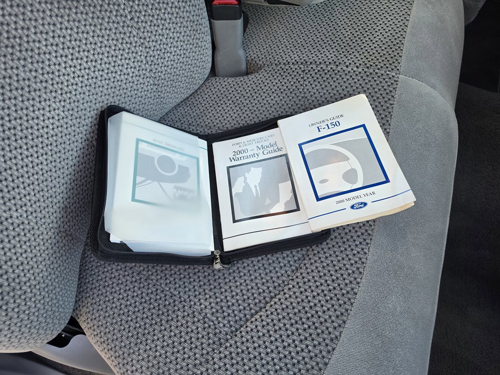 Used 2000 Ford F150 XL RWD image 13