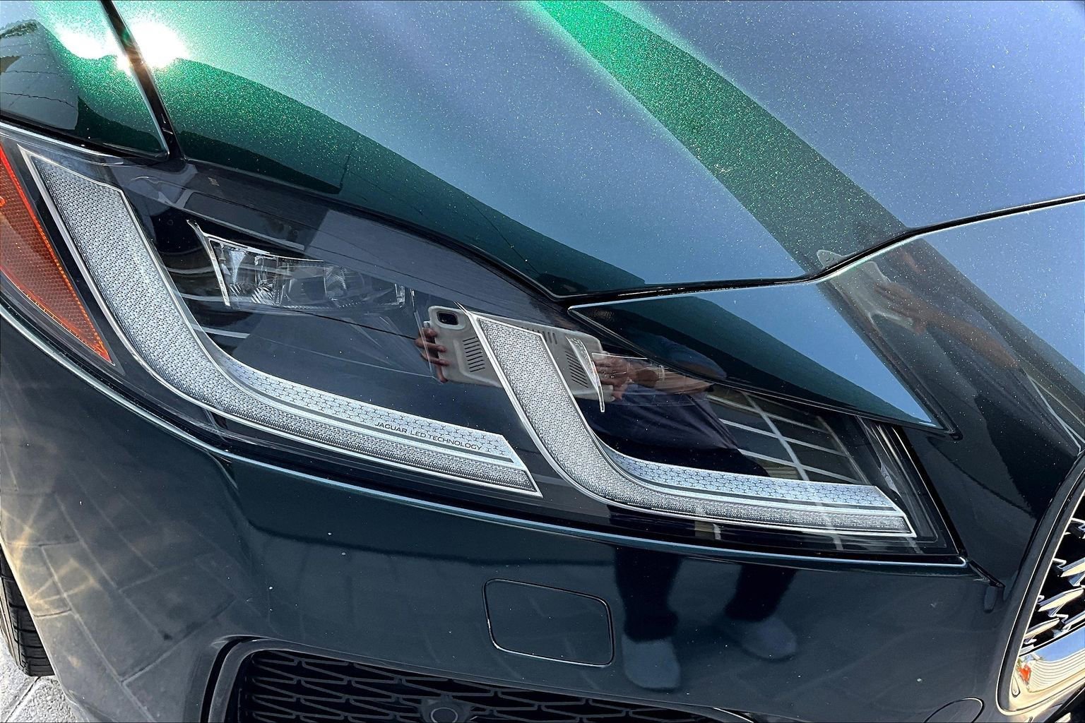 Used 2024 Jaguar XF R-Dynamic SE image 27