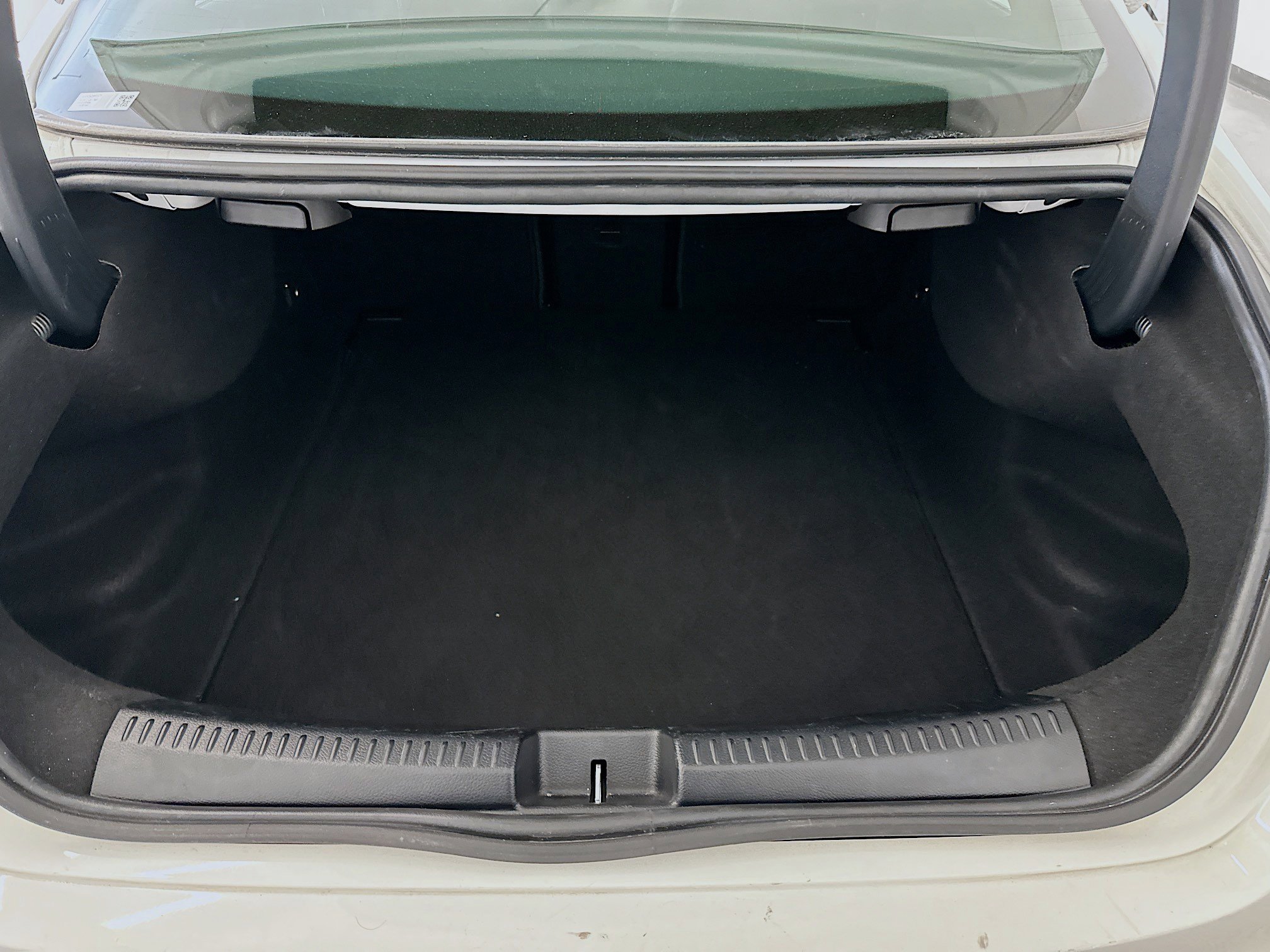 Used 2025 Mercedes-Benz CLA 250 4MATIC image 30