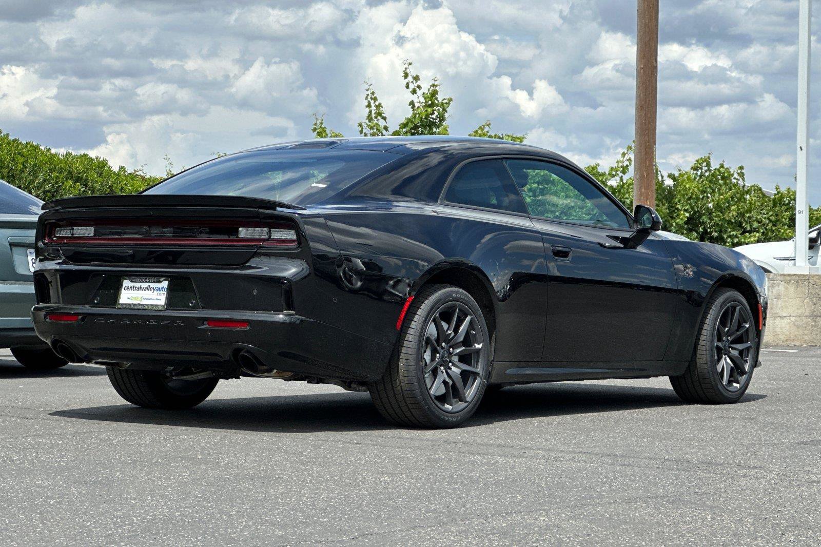 New 2026 Dodge Charger Scat Pack w/ Blacktop Package AWD/4WD image 4