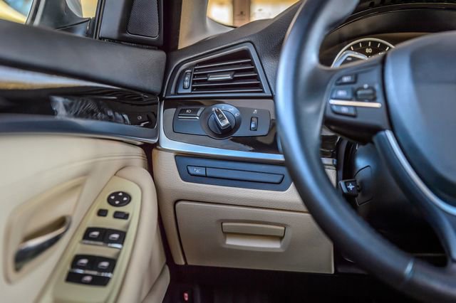 Used 2016 BMW 528i Sedan image 26