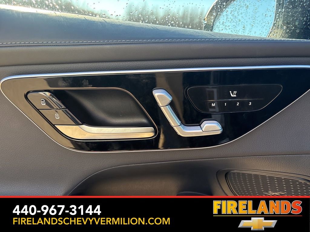 Used 2023 Mercedes-Benz GLC 300 4MATIC image 4