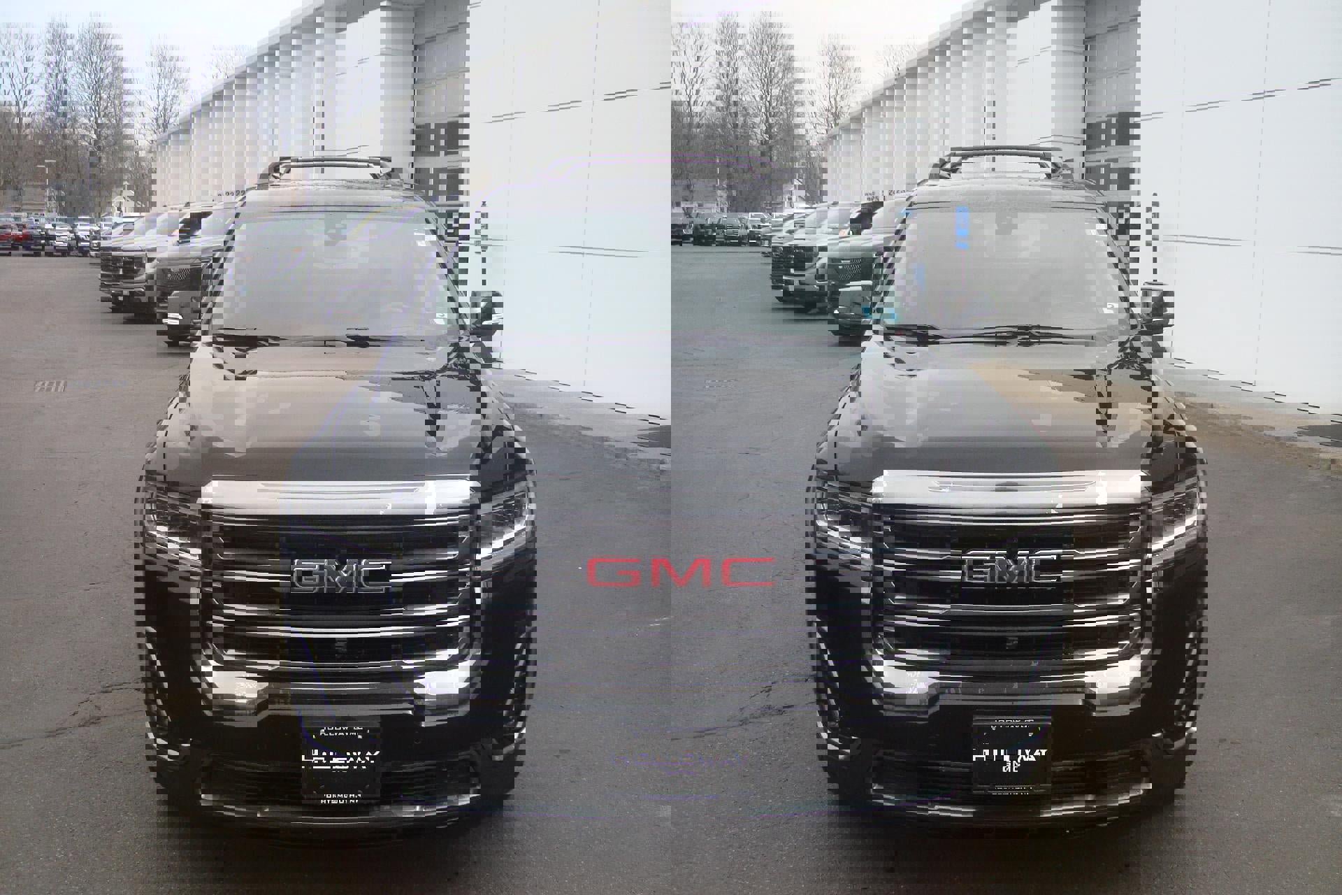 Certified 2022 GMC Acadia AT4 w/ Technology Package image 2