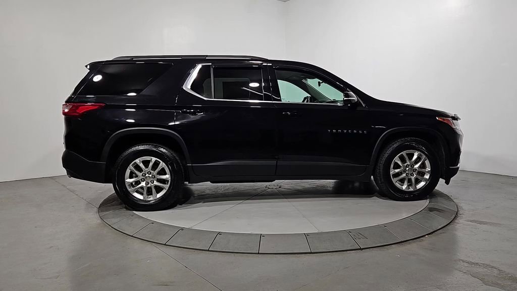 Used 2020 Chevrolet Traverse LT w/ Driver Confidence II Package image 7