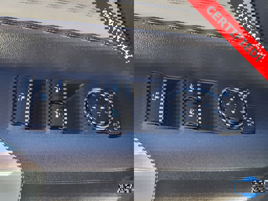 Used 2024 Ford Mustang Premium image 8