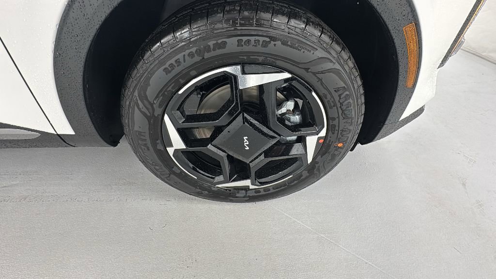New 2026 Kia Sportage EX AWD/4WD image 9
