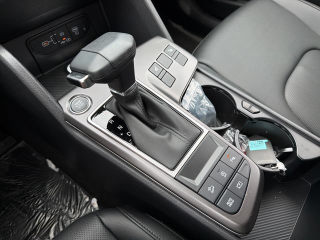 New 2026 Kia Sportage EX FWD image 15