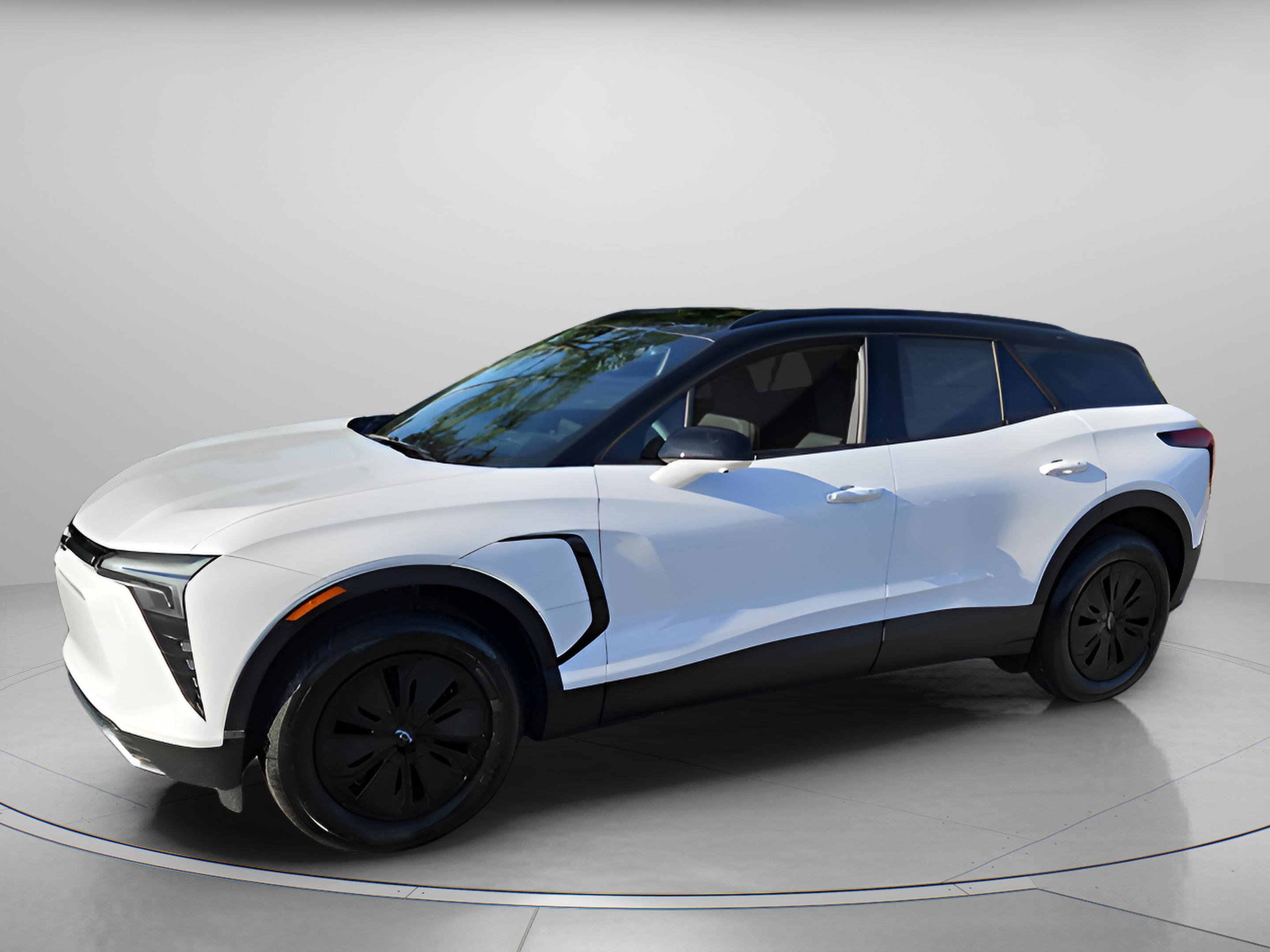 New 2025 Chevrolet Blazer EV LT w/ Midnight/Sport Edition image 2