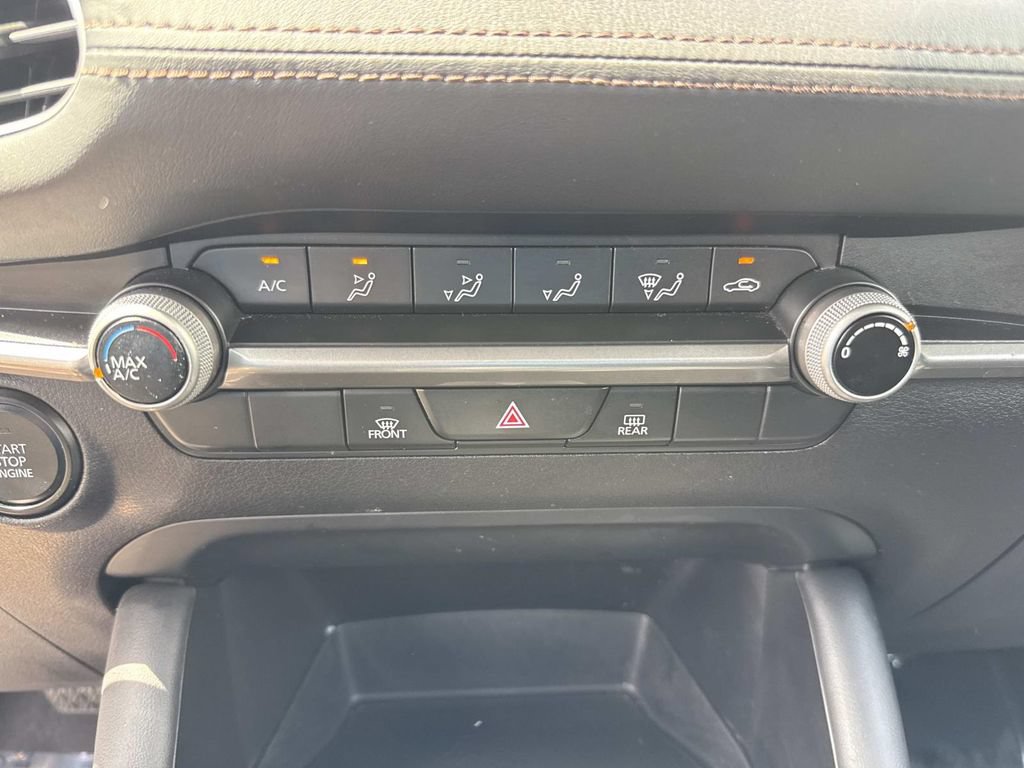 Used 2021 MAZDA MAZDA3 s FWD image 29