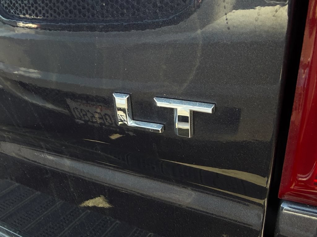 Used 2024 Chevrolet Silverado 1500 LT RWD image 17