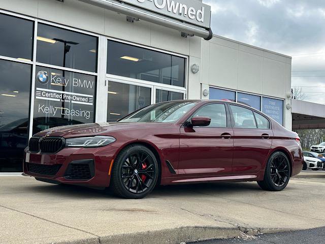 Used 2021 BMW M550i xDrive w/ Dynamic Handling Package image 4