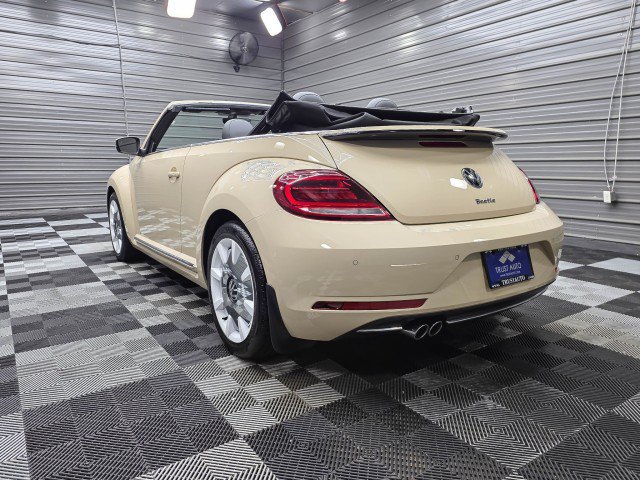 Used 2019 Volkswagen Beetle 2.0T Final Edition SEL FWD image 8