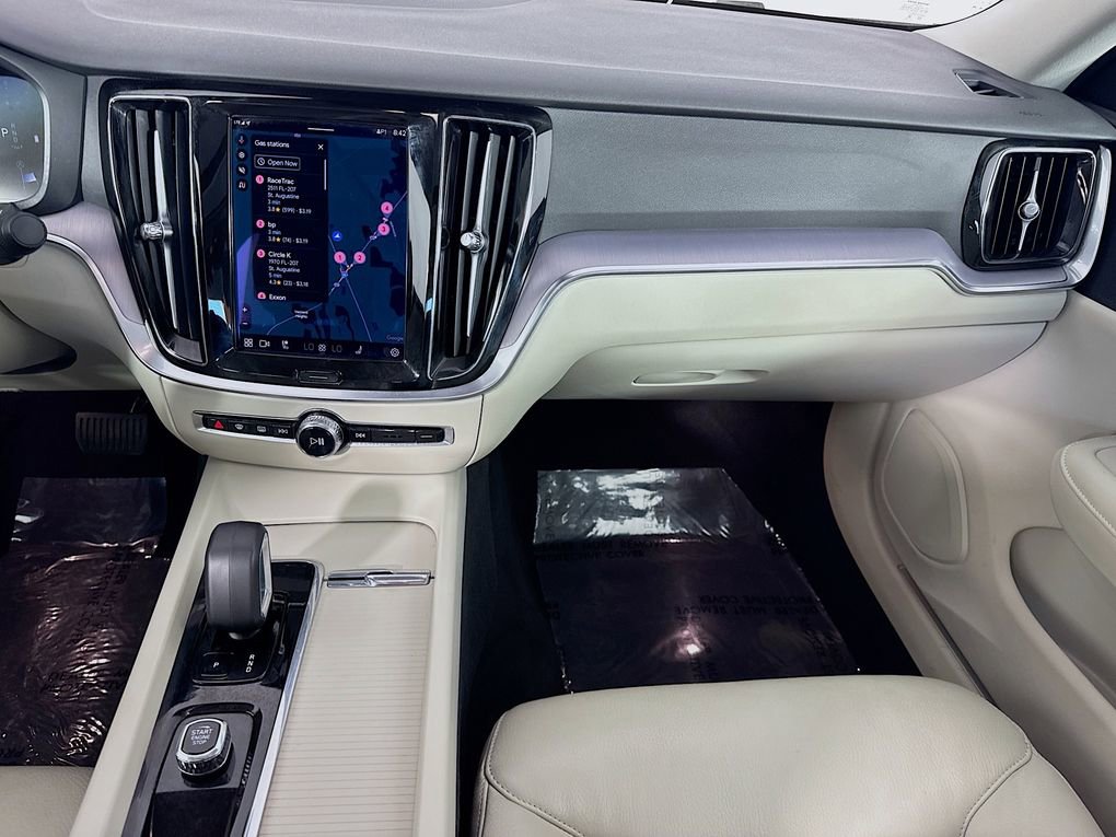 Used 2024 Volvo S60 B5 Core image 27