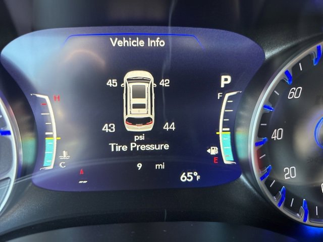 New 2026 Chrysler Pacifica Select image 3