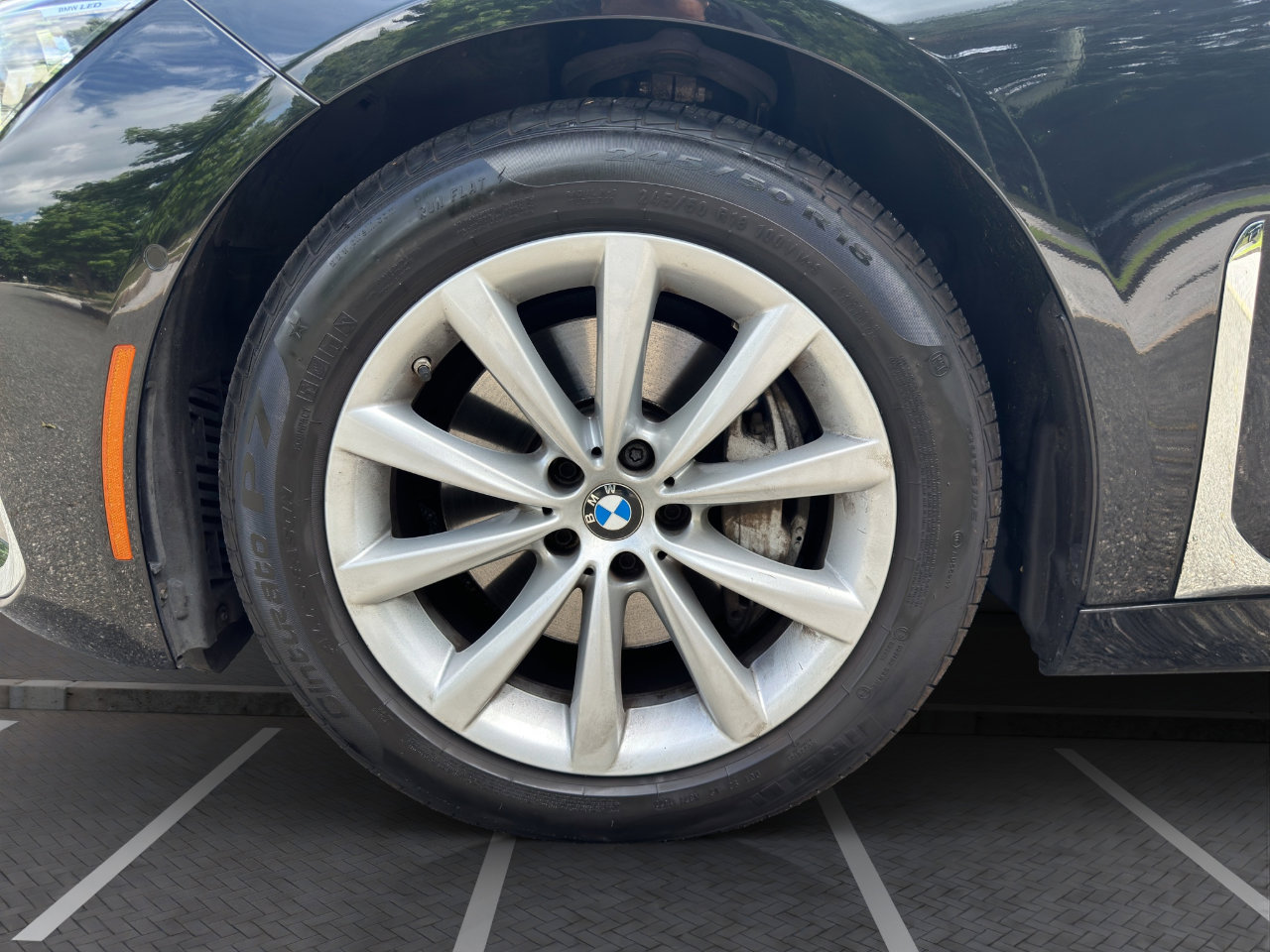 Used 2021 BMW 740i xDrive 740i xDrive Sedan w/ Luxury Rear Seating Package image 25