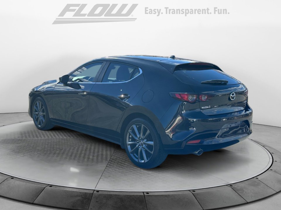 Used 2019 MAZDA MAZDA3 Hatchback w/ Preferred Package image 6