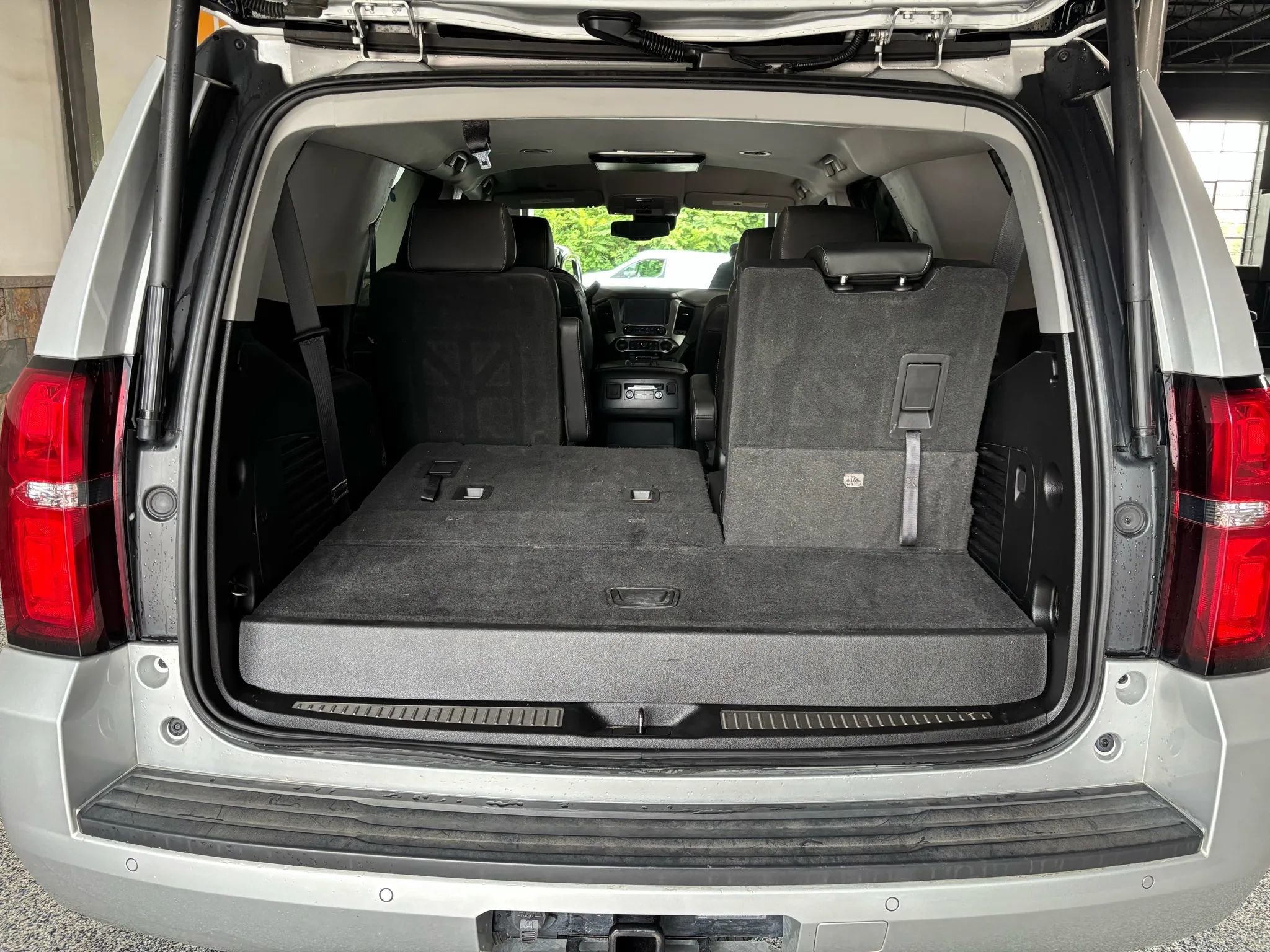 Used 2018 Chevrolet Tahoe LT image 23