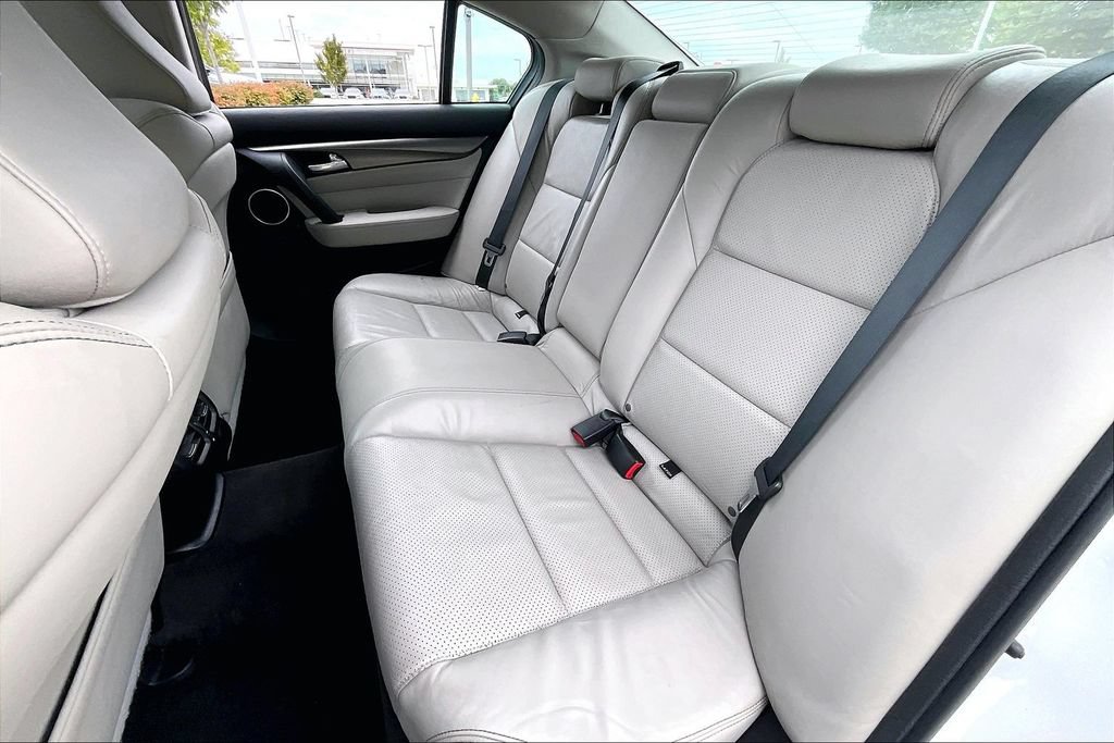 Used 2014 Acura TL w/ Technology Package AWD/4WD image 31