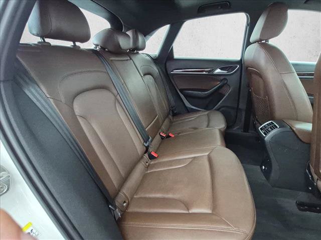 Used 2018 Audi Q3 2.0T Premium Plus w/ Premium Plus Package AWD/4WD image 24